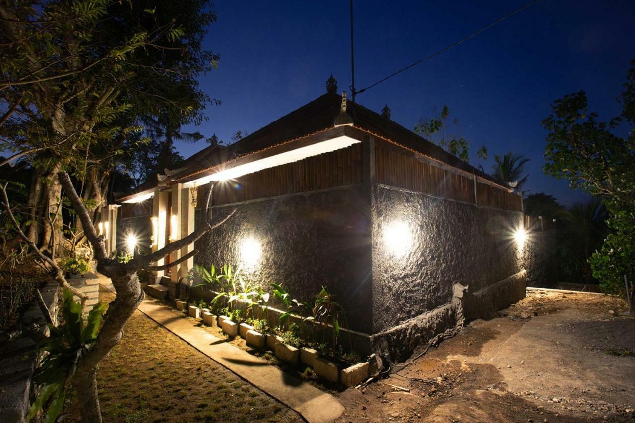 Ambengan Private Villas Toyapakeh Exterior foto